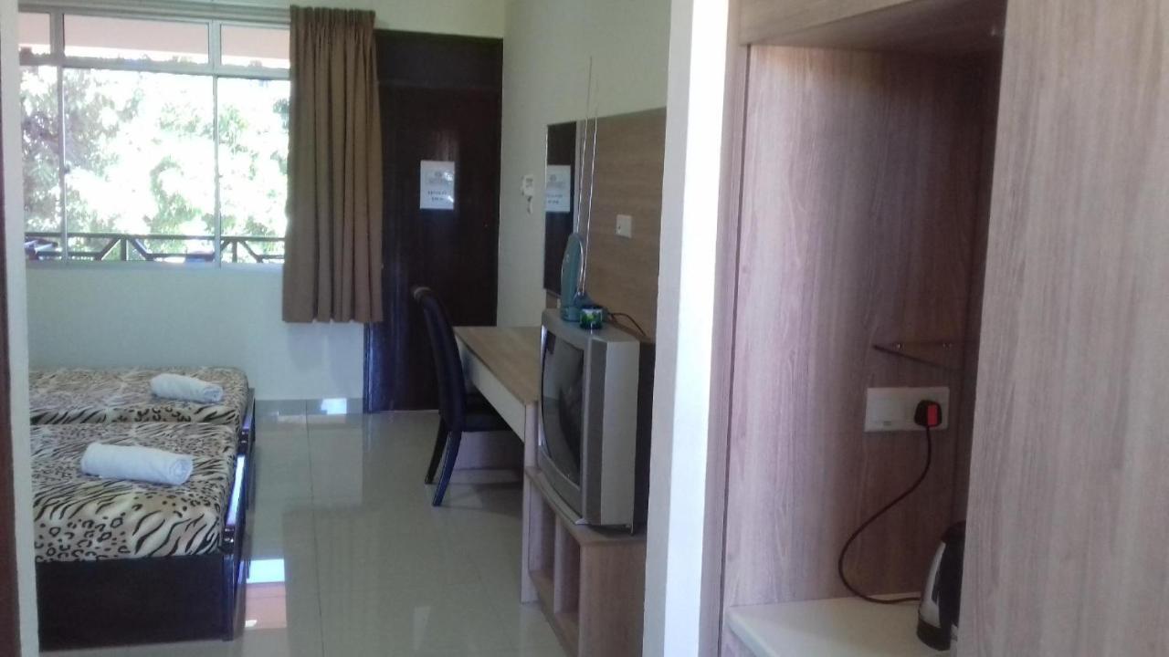 Seaside Travellers Inn Kinarut Bagian luar foto