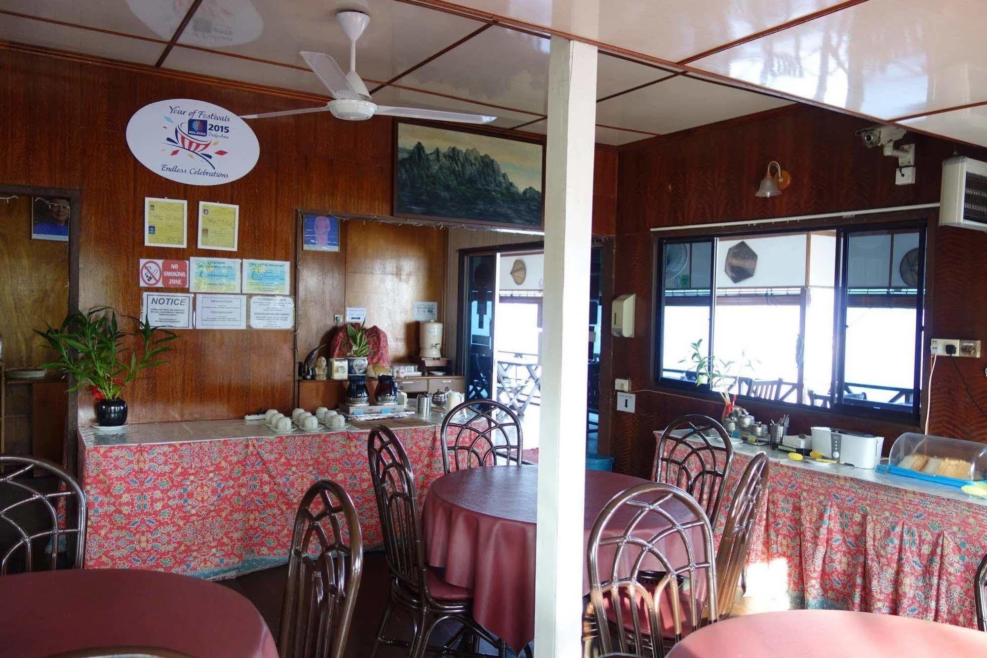 Seaside Travellers Inn Kinarut Bagian luar foto