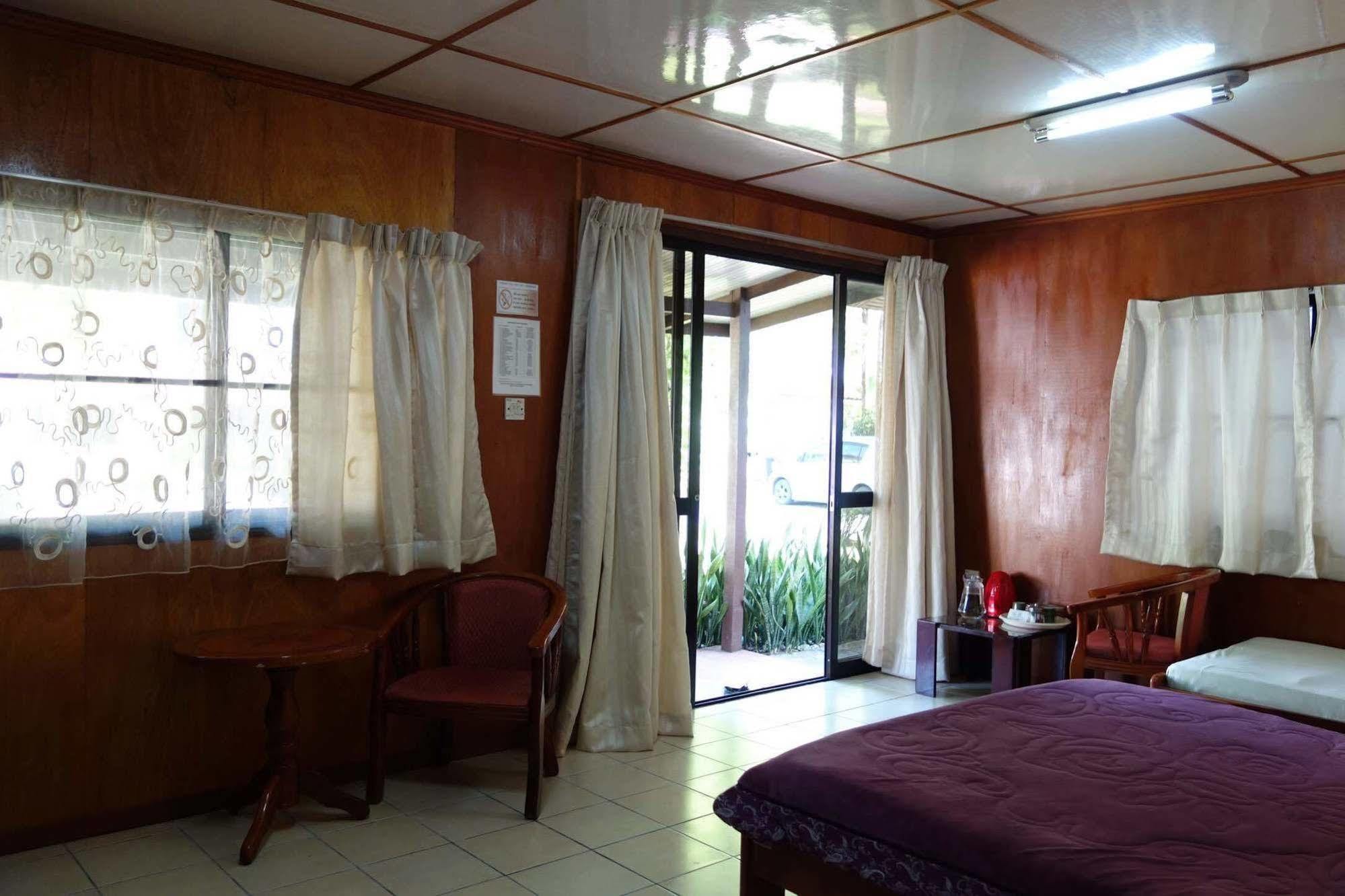 Seaside Travellers Inn Kinarut Bagian luar foto